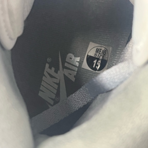 Nike Air Jordan 1 Retro High OG Stealth Size 15 - Picture 8 of 13